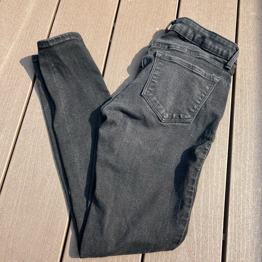 Old Navy Women’s Rock Star Super Skinny Black Jeans Size 2